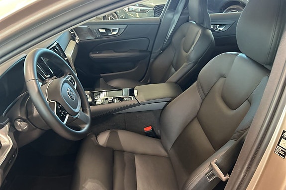 Volvo V60 22 of 30
