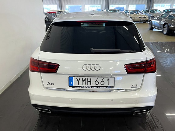 Audi A6 4 of 16