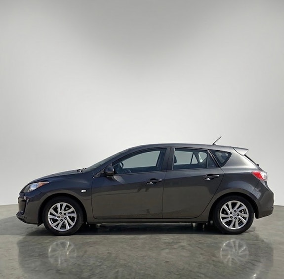 Mazda 3 3 of 5