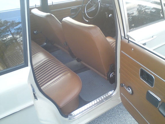 Volvo 144 12 of 14