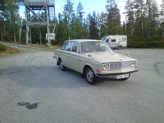 Volvo 144 3 of 14