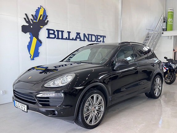 Porsche Cayenne S 8 of 28