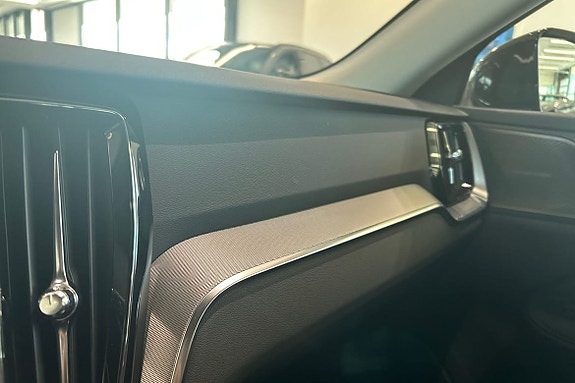 Volvo V60 23 of 30