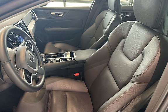 Volvo V60 22 of 30