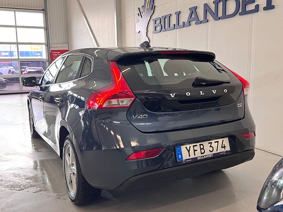 Volvo V40 5 of 24
