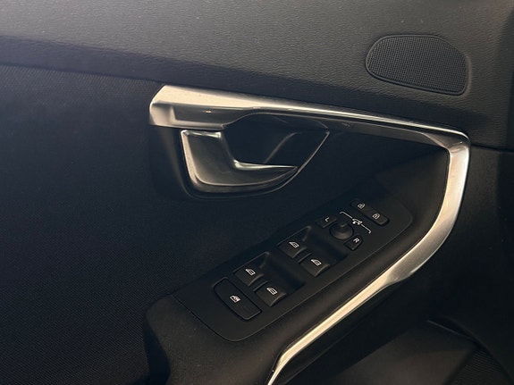 Volvo V40 24 of 24