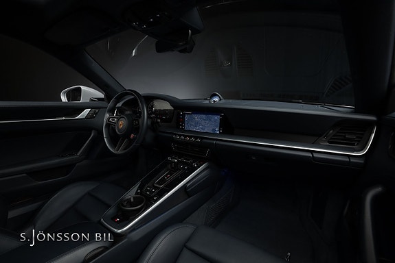 Porsche 911 18 of 25