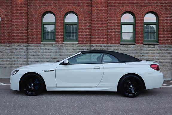 BMW 640i 2 of 18