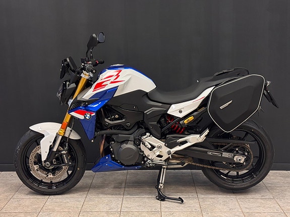 BMW F900R | Sidoväskor | Nyservad 6 of 28