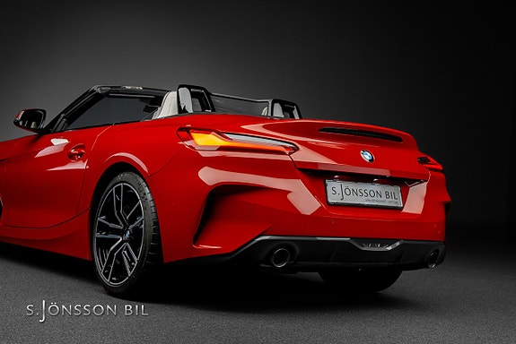 BMW Z4 7 of 24