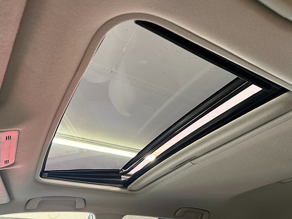 Lexus RX400h 16 of 16
