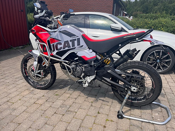 Ducati DesertX 4 of 7
