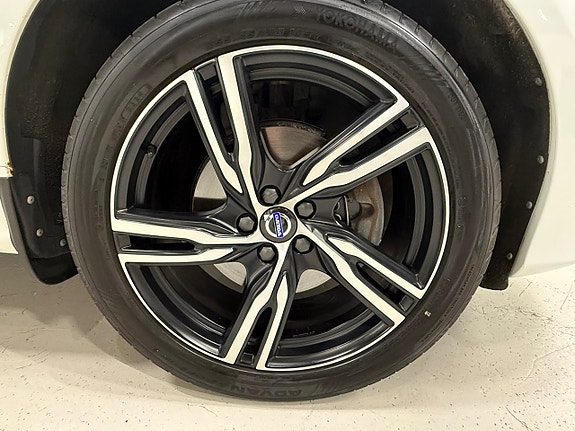 Volvo XC60 28 of 29