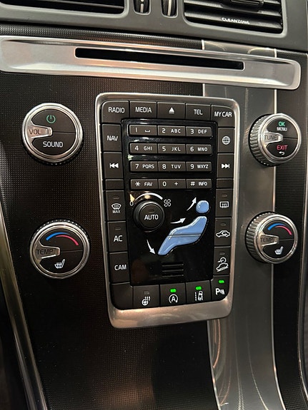 Volvo XC60 19 of 29