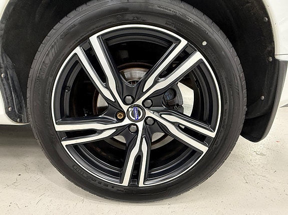 Volvo XC60 26 of 29