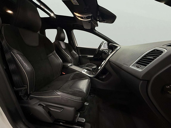 Volvo XC60 13 of 29