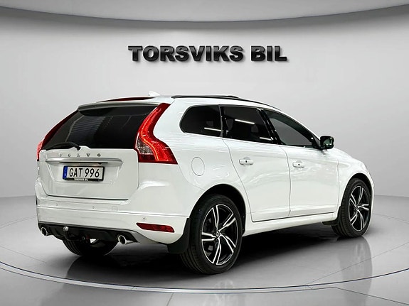 Volvo XC60 6 of 29