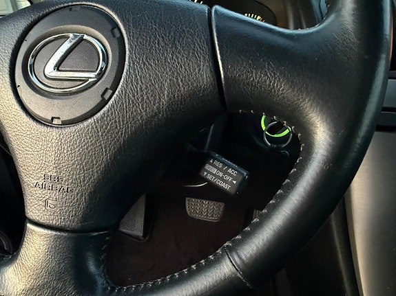 Lexus RX300 30 of 30
