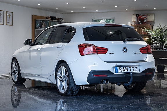 BMW 120d 4 of 19