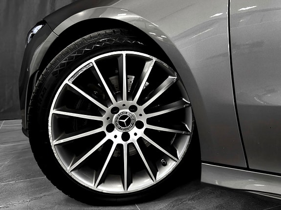 Mercedes-Benz CLA200 10 of 30