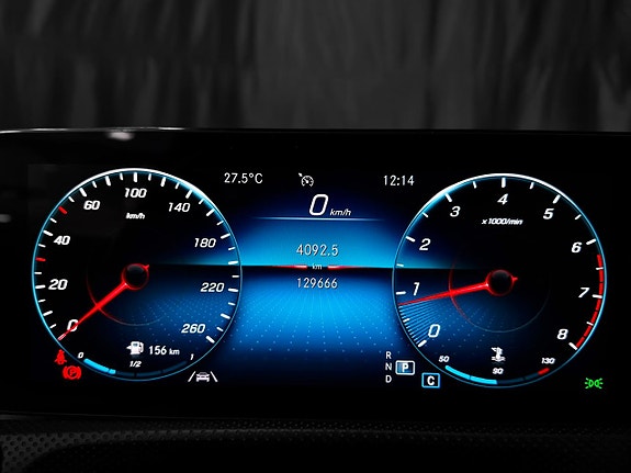 Mercedes-Benz CLA200 23 of 30