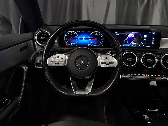 Mercedes-Benz CLA200 19 of 30