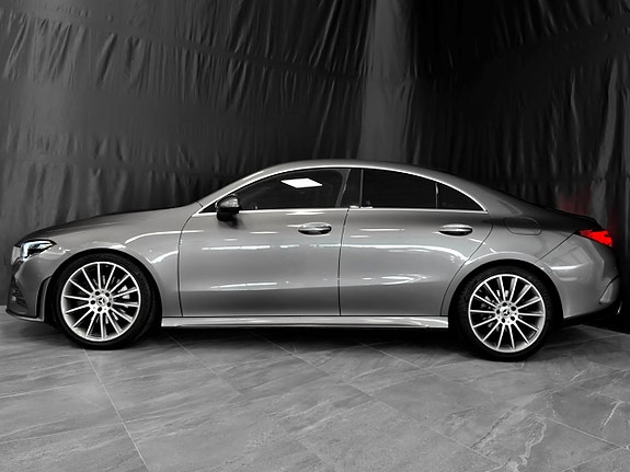 Mercedes-Benz CLA200 8 of 30