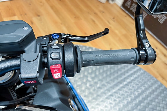 BMW S 1000 R |SC Project|M billet pack|Dynamic|Comfort|146 mil| 15 of 15