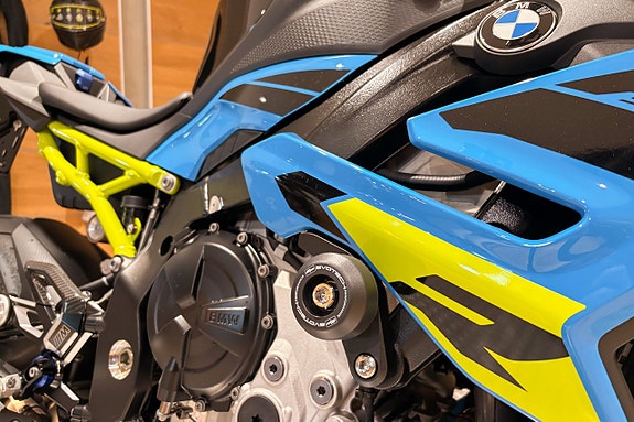 BMW S 1000 R |SC Project|M billet pack|Dynamic|Comfort|146 mil| 10 of 15