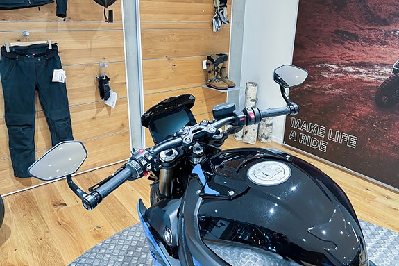 BMW S 1000 R |SC Project|M billet pack|Dynamic|Comfort|146 mil| 12 of 15