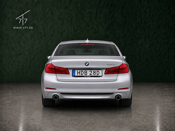 BMW 530e 5 of 30