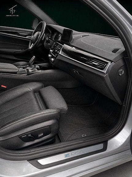 BMW 530e 17 of 30