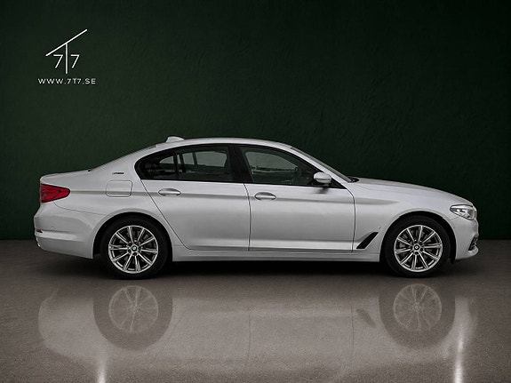 BMW 530e 7 of 30