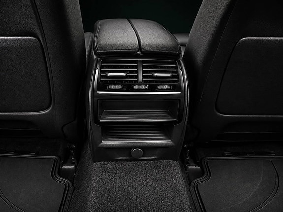 BMW 530e 15 of 30