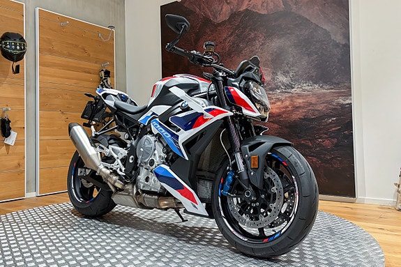 BMW M 1000 R |Nyservad|482 mil|SE BILDER & SPEC| 3 of 9