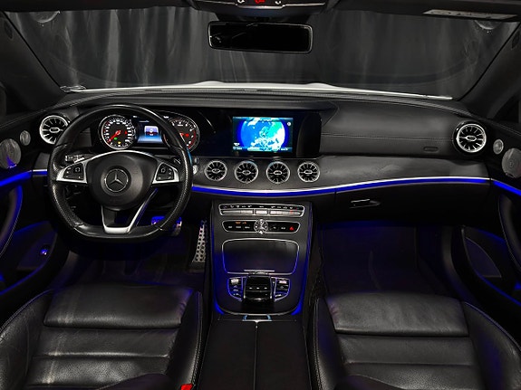 Mercedes-Benz E200 17 of 30