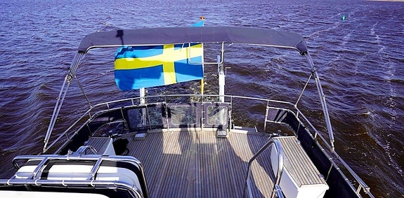 Grand Banks 42 Motoryacht 7 of 30