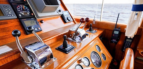 Grand Banks 42 Motoryacht 17 of 30
