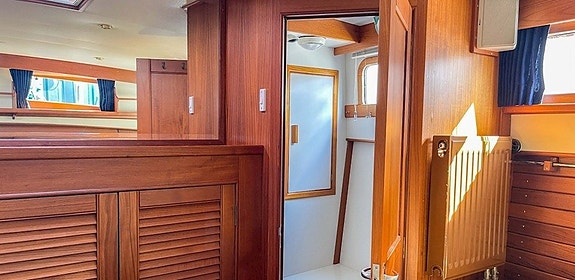 Grand Banks 42 Motoryacht 30 of 30