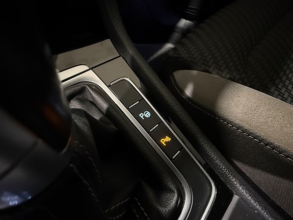 Volkswagen Golf I 11 of 20