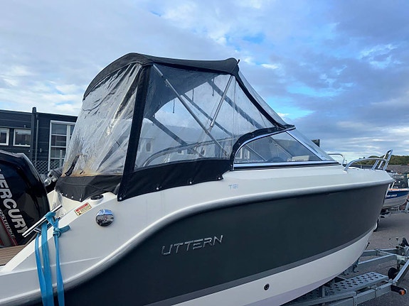 UTTERN T51 2017 – MERCURY F100 • 135 TIMMAR • EN ÄGARE • BRE 8 of 12