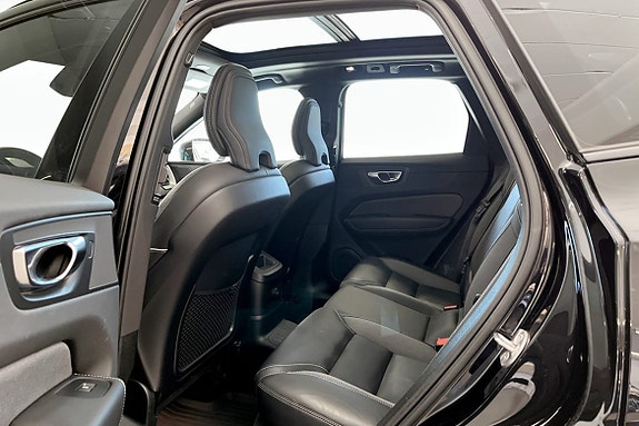 Volvo XC60 8 of 9