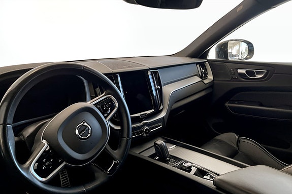 Volvo XC60 5 of 9