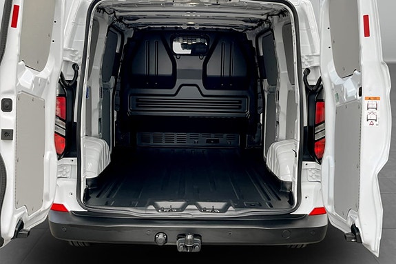 Ford Transit Custom 7 of 7