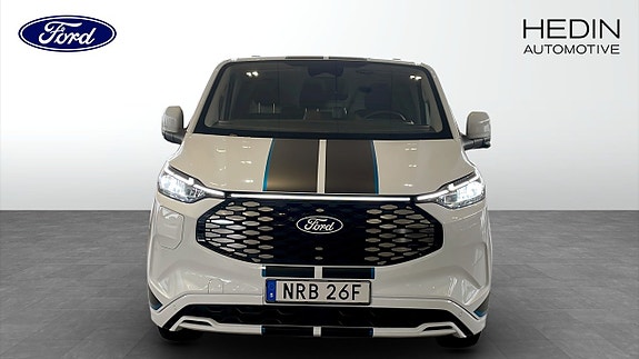 Ford E-Custom 8 of 9