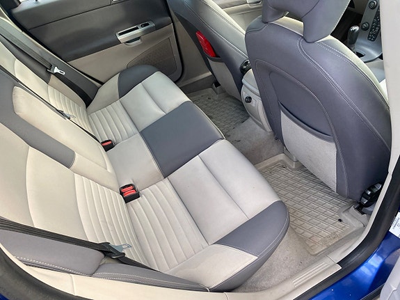 Volvo V50 12 of 14