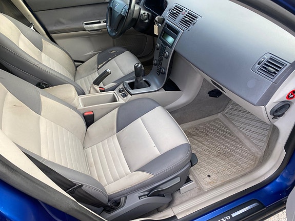 Volvo V50 9 of 14