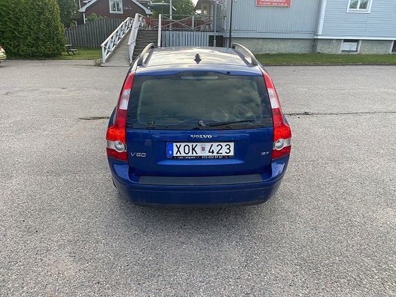 Volvo V50 5 of 14