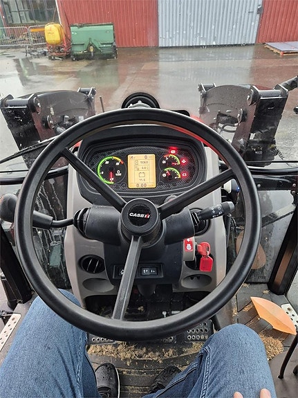Case IH FARMALL 75C TRAKTOR (KUND) 4 of 5