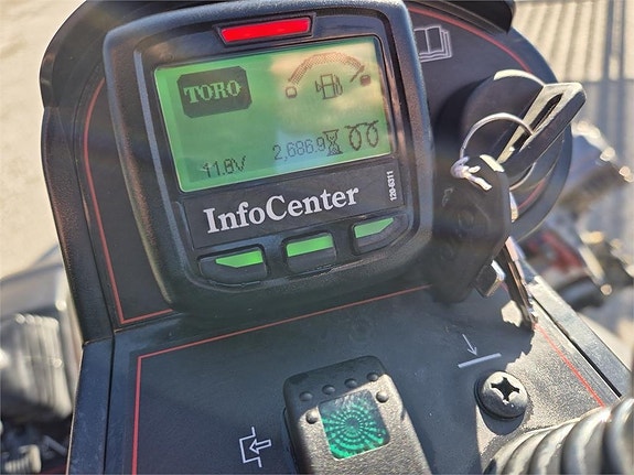 Toro 5010 HYBRID FAIRWAYKLIPPARE 4 of 5